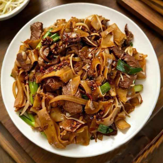 Vietnamese Style Stir-Fried Beef with Rice Vermicelli Noodles