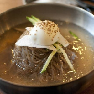 Cold Noodle Soup 물냉면 / 韩式冷面