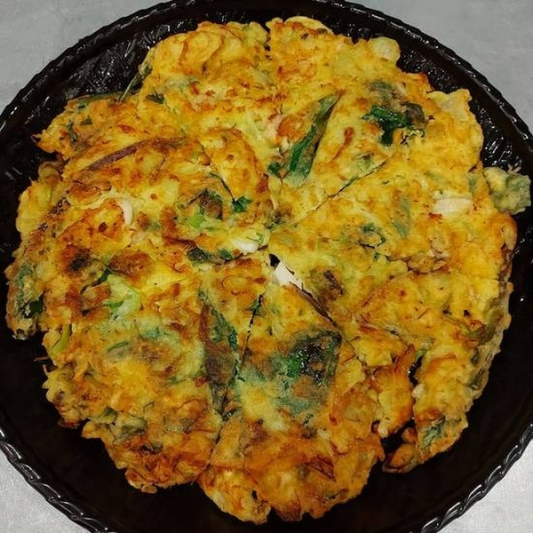 Seafood Pancake (해물파전) / 海鲜煎饼