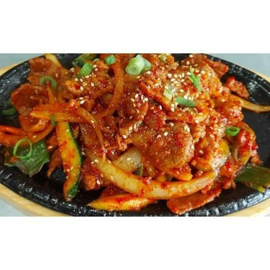 Pork Dup Bap 돼지불고기덮밥 / 猪肉盖饭