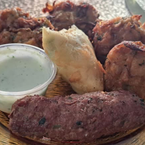 Assiette d'hors-d'&oelig;uvres / Appetizer Plate