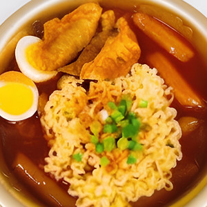 Tteokbokki (Spicy Rice Cakes)