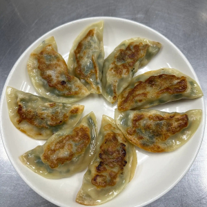 8. Fried Dumpling with Shrimp & Pork (군만두)