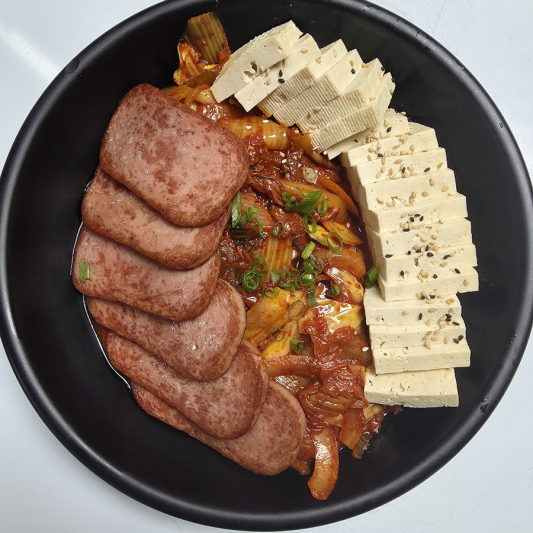 Spam Tofu Kimchi 스팸두부김치