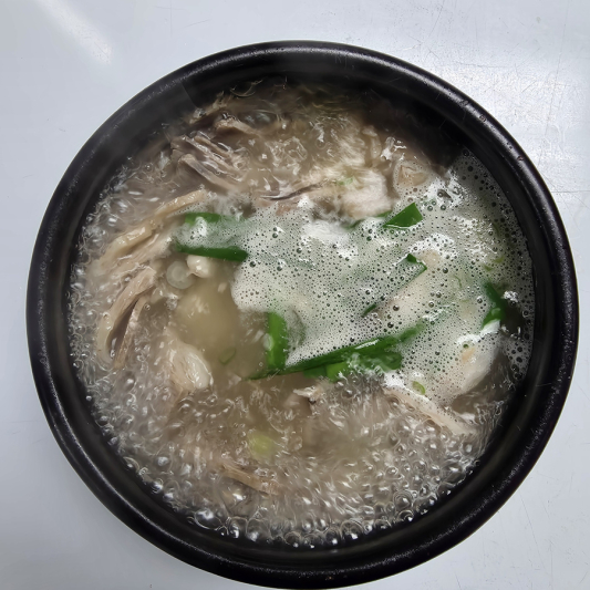Pork Soup with Rice 돼지국밥