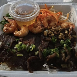 V2. Vermicelli with Chargrilled Pork