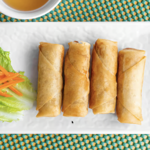 A3. Egg Rolls (4 pcs)