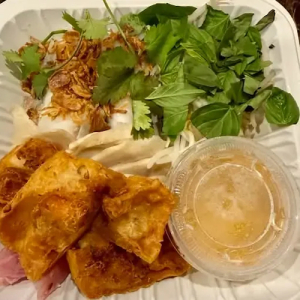 10. B&aacute;nh Cuốn Đặt Biệt