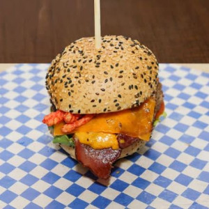 Cheetos Burger