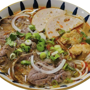 P8. Hue Style Rice Noodle Soup