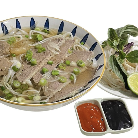 P5. Beef Brisket, Beef Tendon, Beef Balls Pho