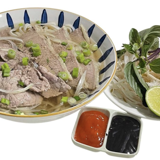 P3. Rare Beef & Beef Brisket Pho