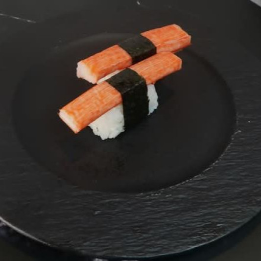 Kani-Kama Sushi (2 pcs)