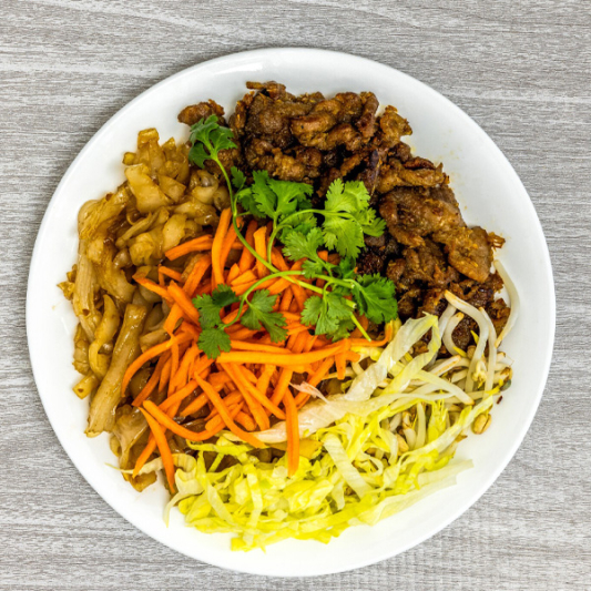 1. Phở Trộn Kh&ocirc; Madame