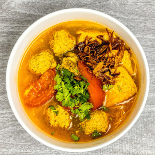 13. B&uacute;n Ri&ecirc;u Cua