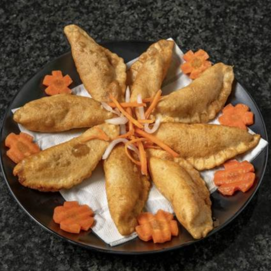 19. Deep-Fried Dumplings (8 pcs) / Dumpling Chi&ecirc;n (8 Miếng)