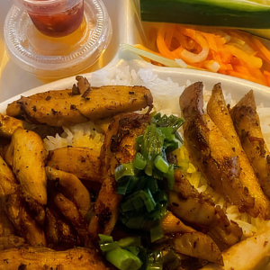 12. Charbroiled Chicken Rice / Com Ga Nuong