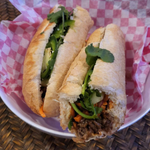 4. Baguette Sandwich / Banh Mi