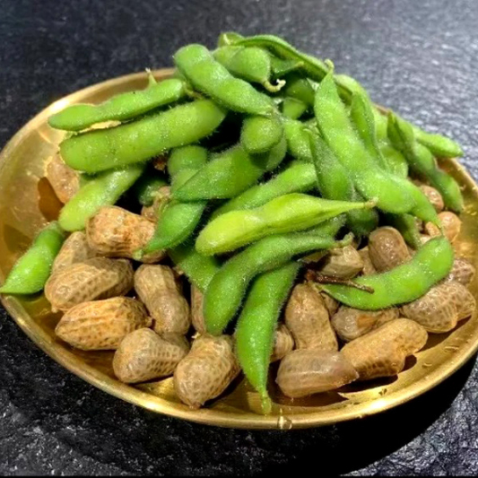C9. Salty Edamame and Peanuts 水煮花毛一体