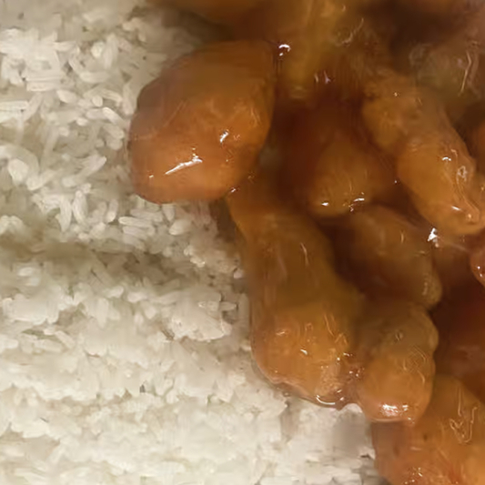 Poulet G&eacute;n&eacute;ral Tao et riz &agrave; la vapeur / General Tao Chicken and Steamed Rice