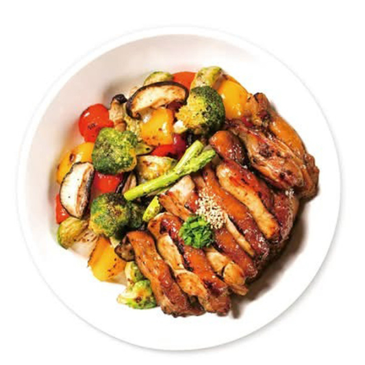 BBQ Chicken Rice Bowl / 치킨 갈비 덮밥