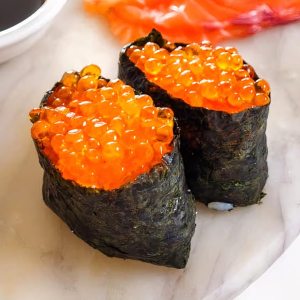Salmon Roe Gunkan (2 pcs)