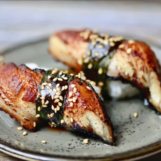 Eel Nigiri (2 pcs)