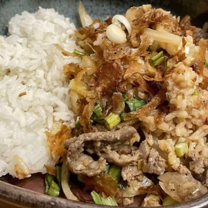 RP2. Lemongrass Beef Rice Platter