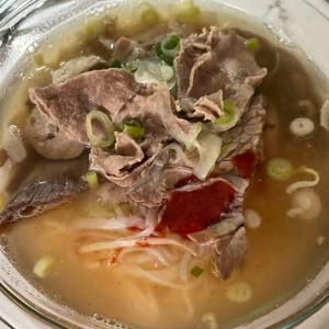 P01. Deluxe Pho