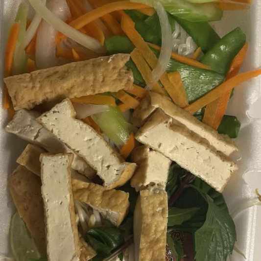 P17. Vegetarian Pho