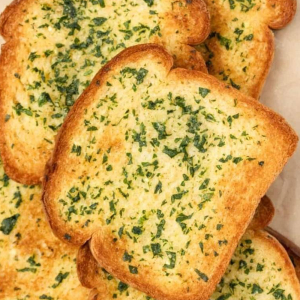 Garlic Toast (2 pcs)