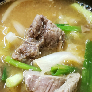 Short Rib & Cabbage Soup / 우거지갈비탕
