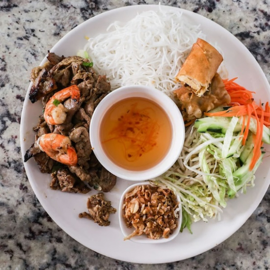 B&uacute;n Thịt Nướng Đặc Biệt