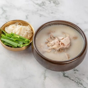 Busan Pork Rice Soup / 부산 돼지국밥
