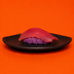 Tuna Sushi (2 pcs)