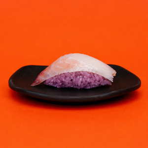 Yellowtail Sushi (2 pcs)