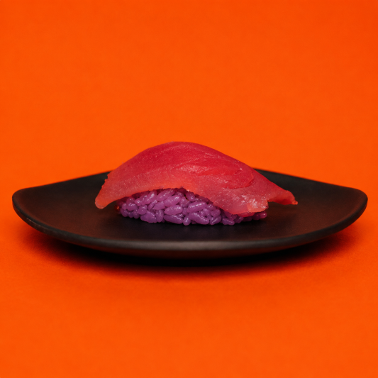 Tuna Sushi (2 pcs)