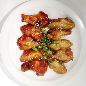Korean Seasoned Chicken Wings
