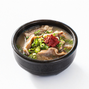 Pork Soup with Intestine, Stomach, Ear & Rice 섞어국밥(내장) 