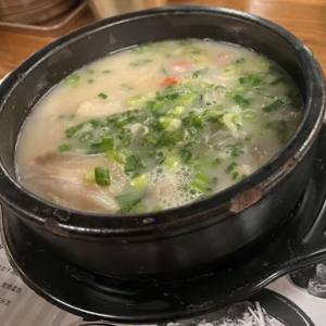 Ox Knee Soup 도가니탕