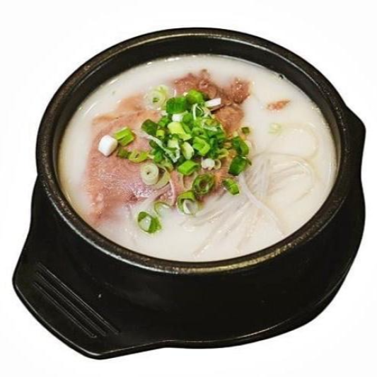#3. Cartilage & Tendon Beef Bone Soup (Dogani Seolleongtang)