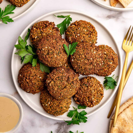 Falafel Plate (6 pcs)