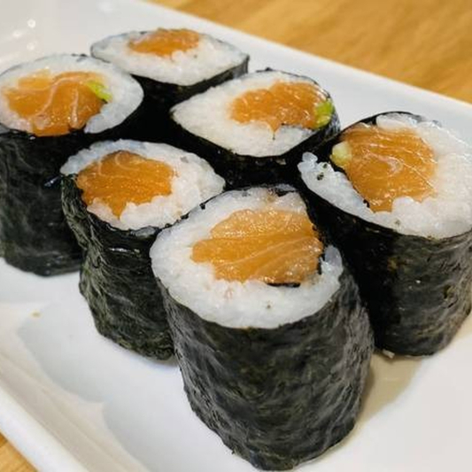 Salmon Hosomaki