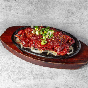 Spicy Moksal Gui (매운 돼지목살구이)