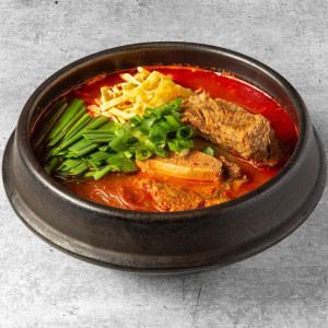 Spicy Galbi Tang (매운 갈비탕)