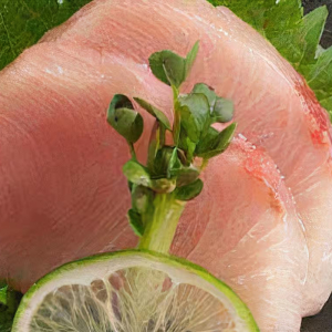 Yellowtail Sashimi (3 pcs)