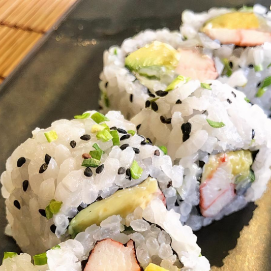 Classic Roll (8 pcs)