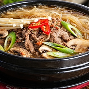 S23. Beef Bulgogi with Mushroom Hot Pot