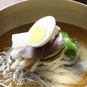 S5. Chilled Buckwheat Noodle Soup 물냉면