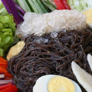 S7. Jumbo-Sized Chilled Spicy Mixed Buckwheat Noodles